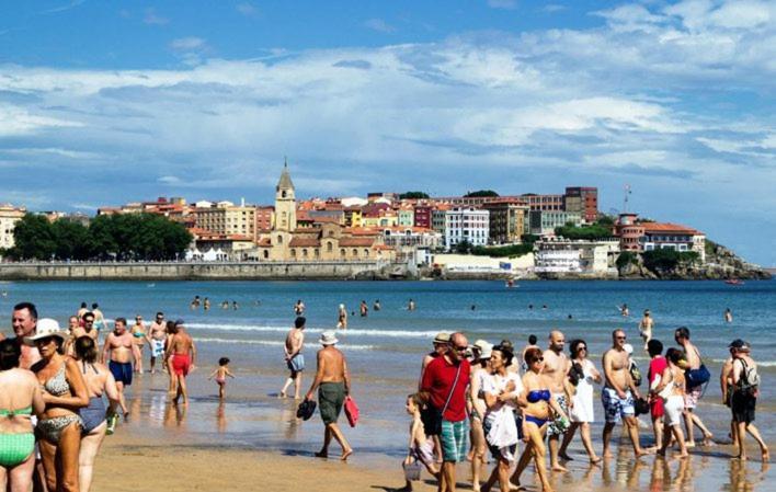 Atico Marques Vistas Al Mar - Garaje Opcional Apartment Gijon Bagian luar foto